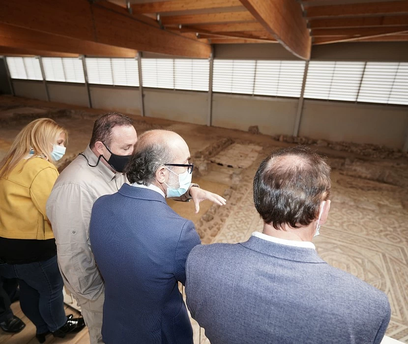 La Junta y la Diputación Provincial de Soria unen sus fuerzas para restaurar, conservar y poner en valor la villa romana de Cuevas de Soria