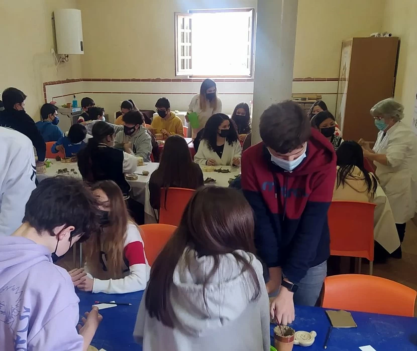 Taller Pedagógico: LUCERNAS. Sábado 5 de marzo. GRATUITO