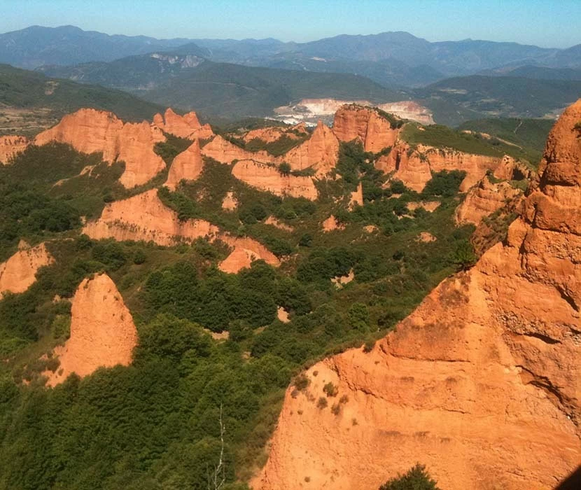 La Junta concede 110.000 € al CSIC para un estudio sobre la red hidráulica romana de Médulas